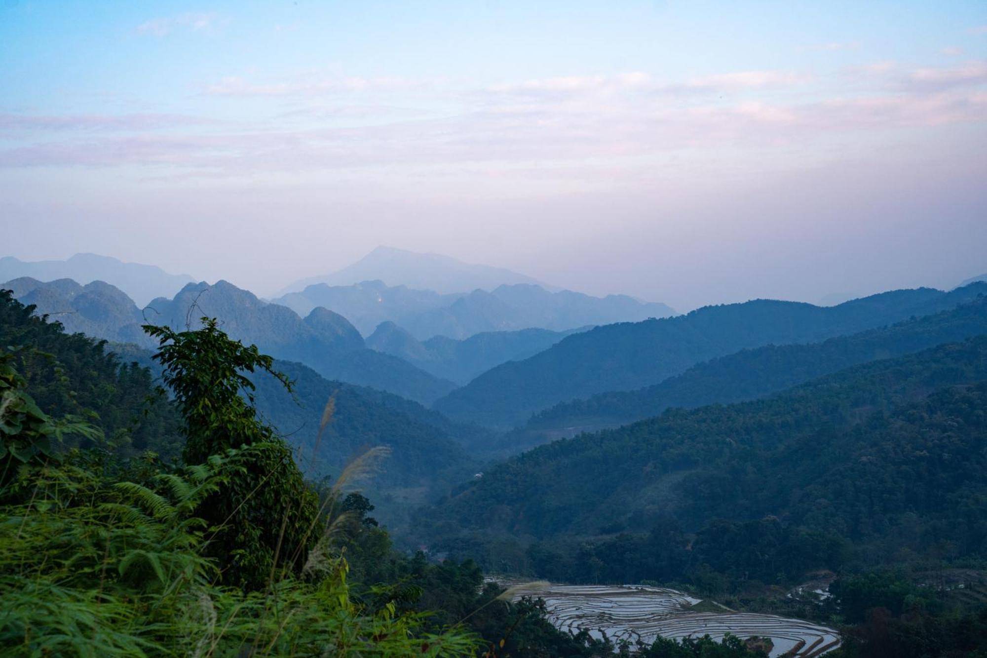 Oh Pu Luong Homestay Huong Ba Thuoc Eksteriør billede