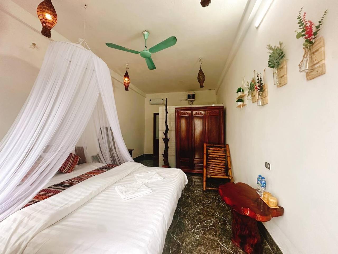Oh Pu Luong Homestay Huong Ba Thuoc Eksteriør billede